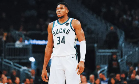 BREAKING NEWS: Giannis Antetokounmpo Confidently Anticipates Significant Trade Move for the Bucks.