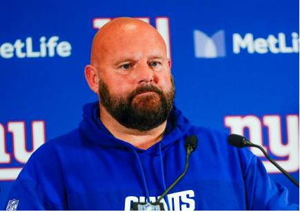 NY Giants Defensive Standout Sidelined on a ‘Week-to-Week’ Basis Due to a Devastating Injury Setback.