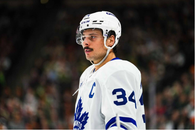 JUST IN: Bombshell Update from Maple Leafs’ Coach as Auston Matthews’ Re-Aggravated Injury Raises Alarming Questions About His Season Outlook.