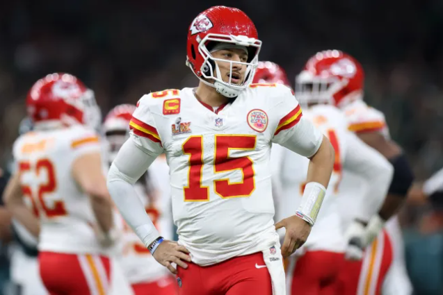 JUST IN: Patrick Mahomes Finally Addresses Shocking Travis Kelce Retirement Rumors After Gut-Wrenching Super Bowl Defeat.