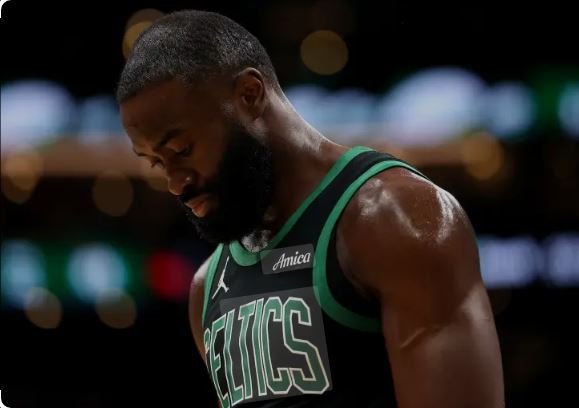 Celtics Star Jaylen Brown Confronts Shocking Family Crisis Amid Injury and Roster Turmoil
