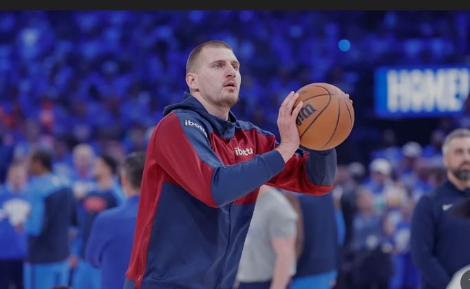 Fantasy Basketball Heats Up: Jokić, SGA Lead High-Stakes Salary Mock Draft