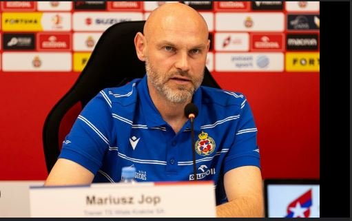 Wisła Kraków vs Polonia Bytom: Starcie na Szczycie, które Rozgrzeje Betclic 1. Ligę